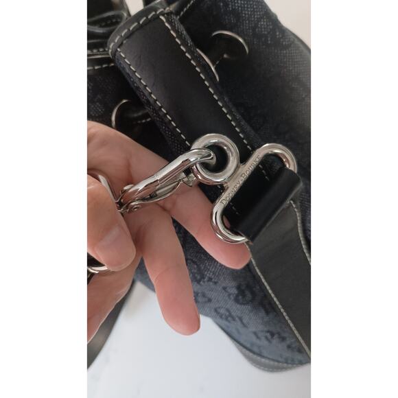 Dooney & Bourke Vintage Signature Collection Bucket purse/bag black gray. - Picture 5 of 11